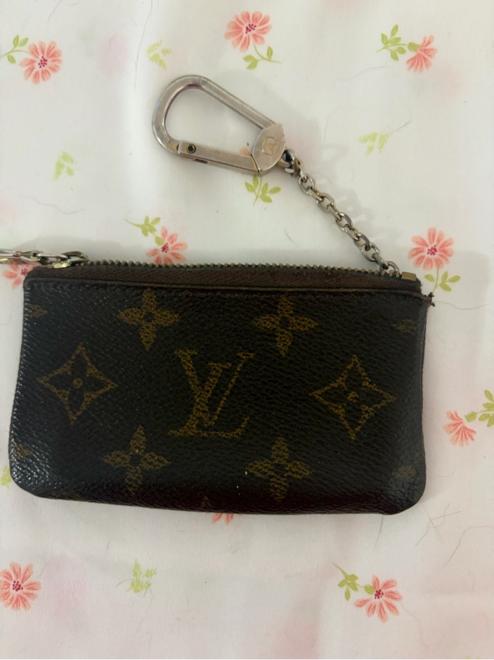 Louis Vuitton Monogram Key Pouch / Cles – Vintage (Brown Canvas, Chain & Clip)
